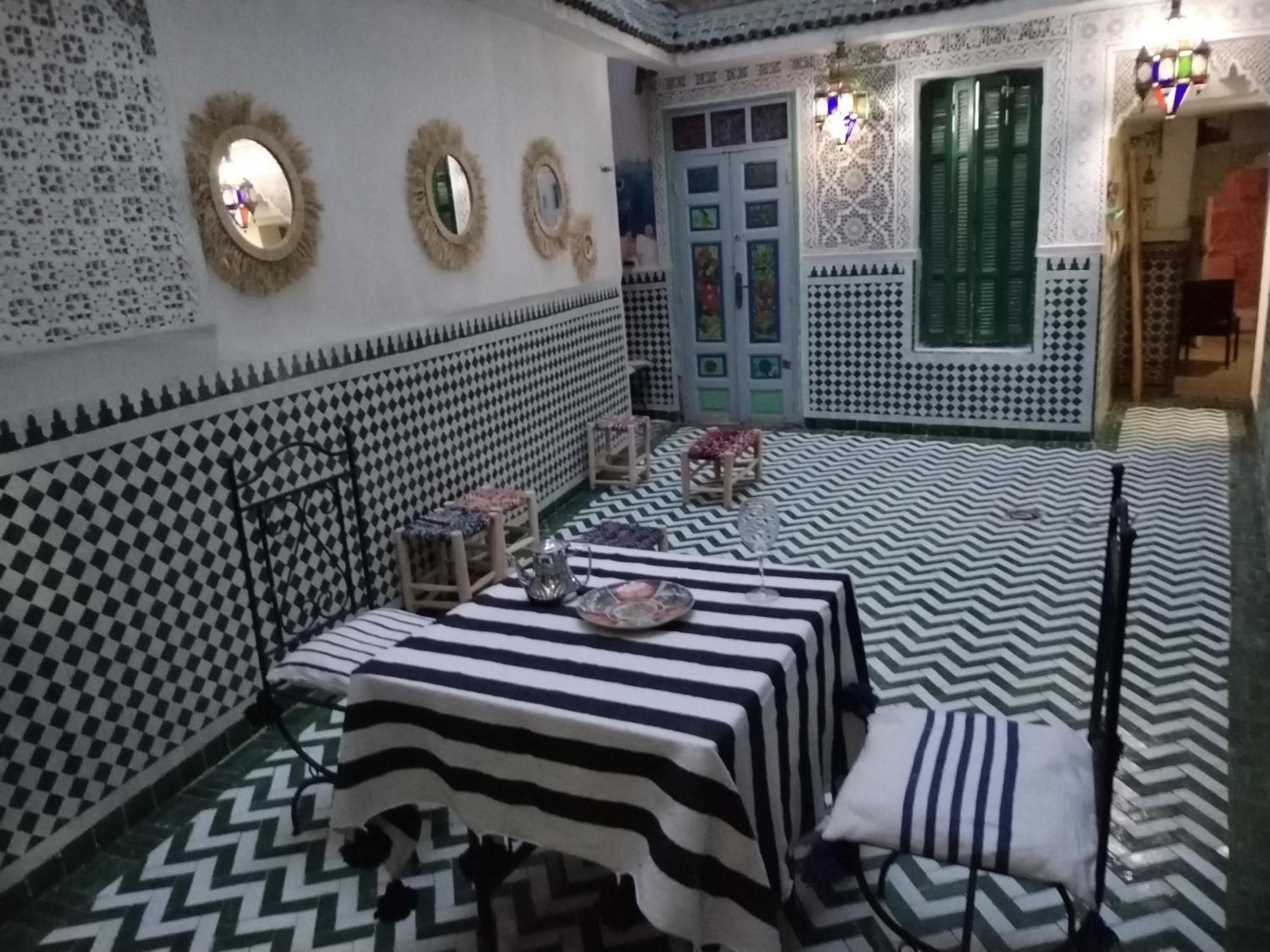 Dar Sarsar Artistic Music Hotel Marrakesh Bagian luar foto